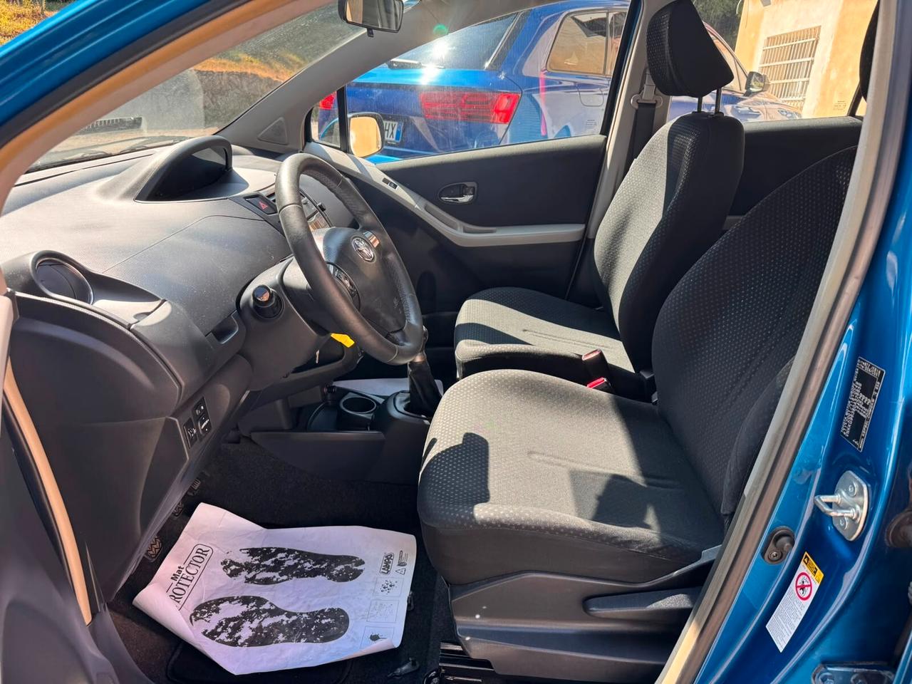 Toyota Yaris 1.0 5 porte Sol GARANZIA 1 ANNO