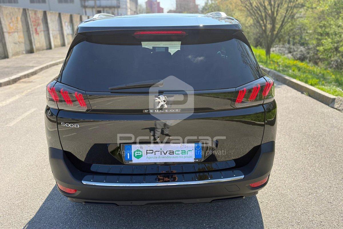 PEUGEOT 5008 PureTech Turbo 130 S&S Allure Pack