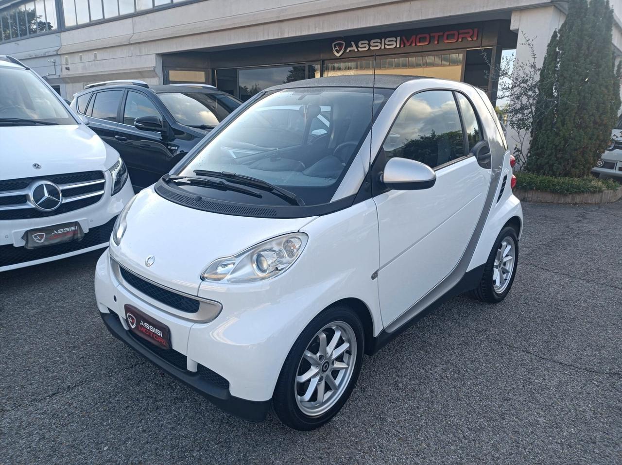 Smart ForTwo 1000 62 kW coupé passion