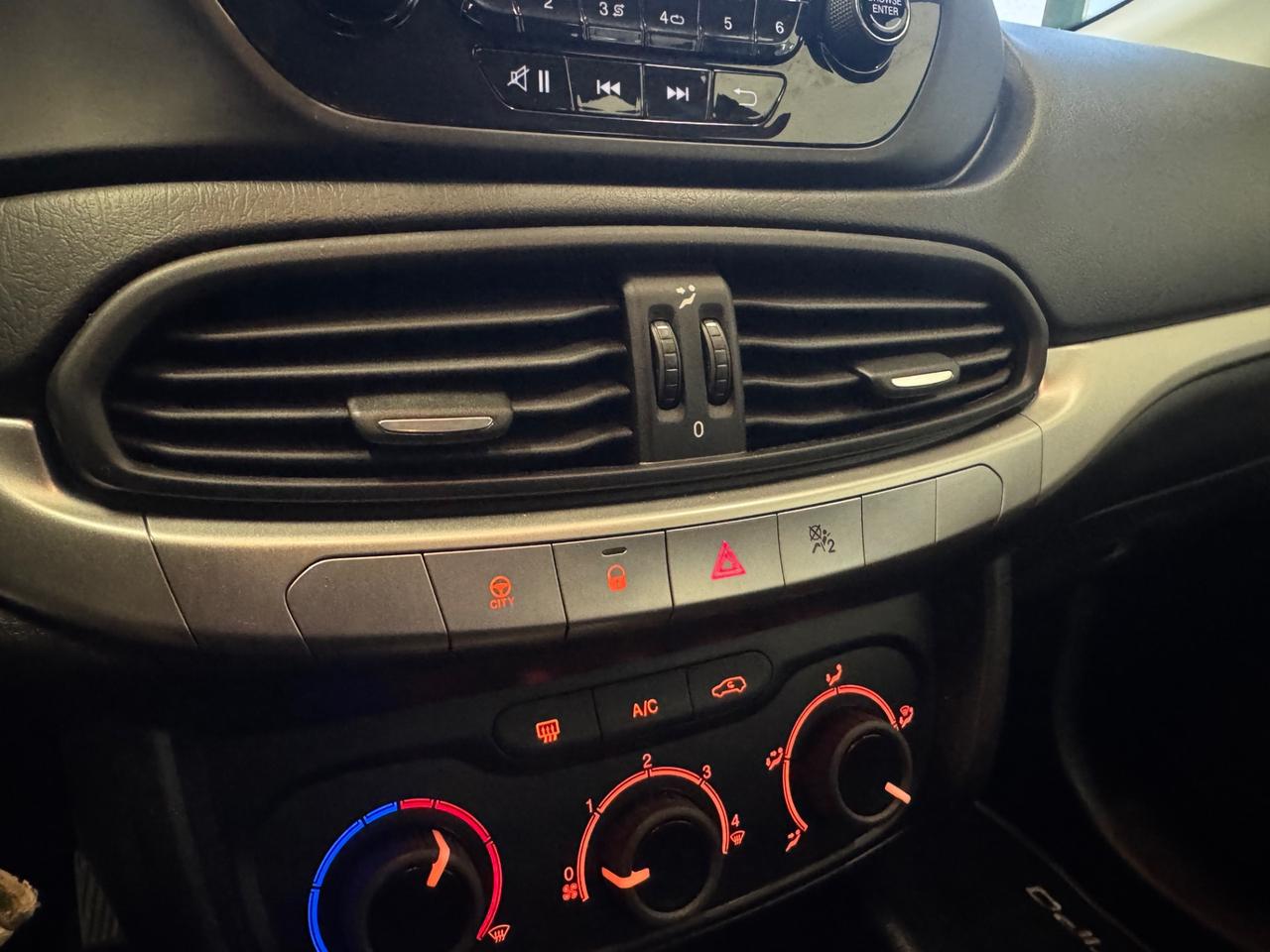 Fiat Tipo 1.4 95Cv Benzina 49.000km Neopatentati