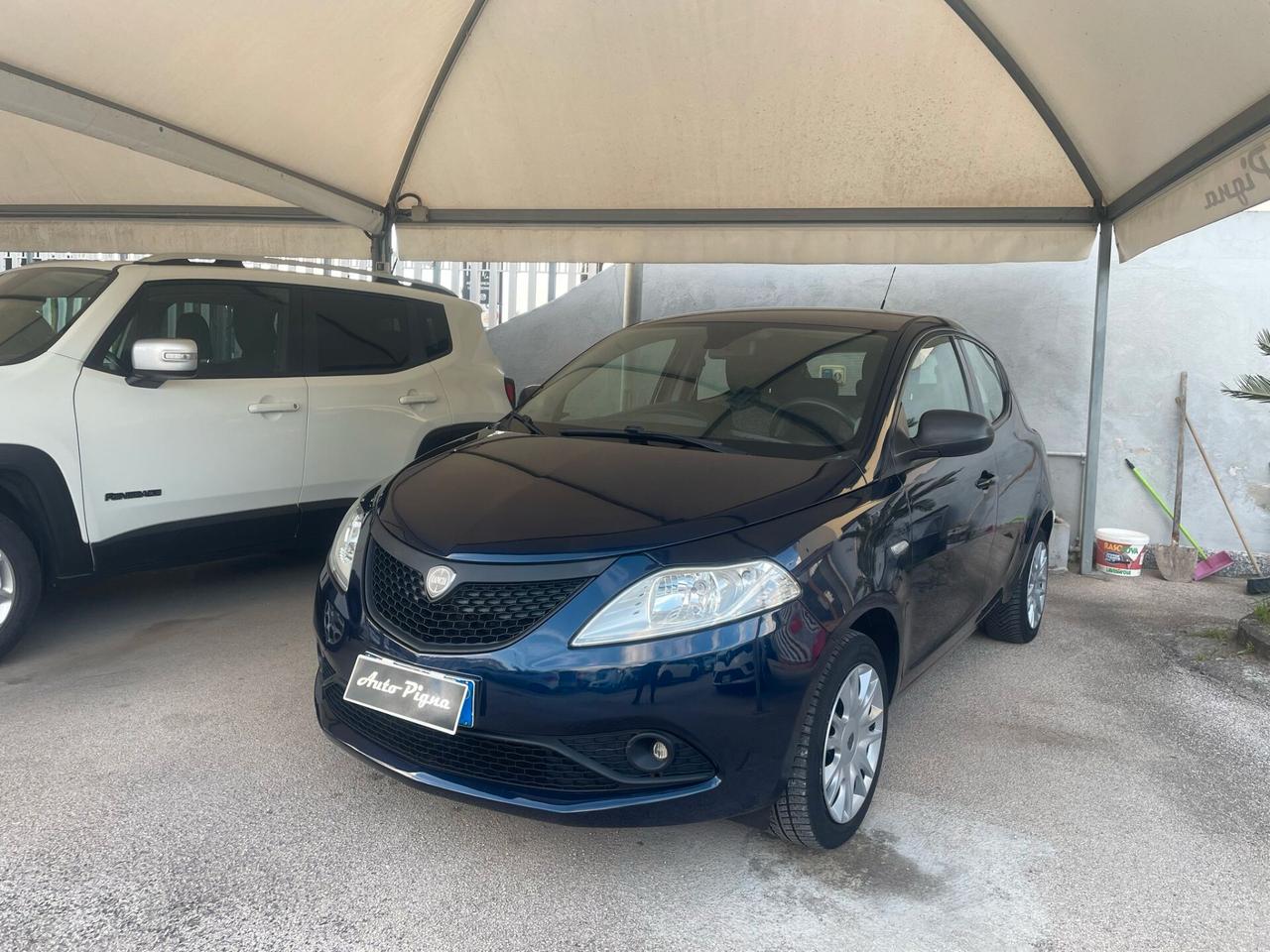Lancia Ypsilon 1.2 69 CV 5 porte S&S Elefantino Blu