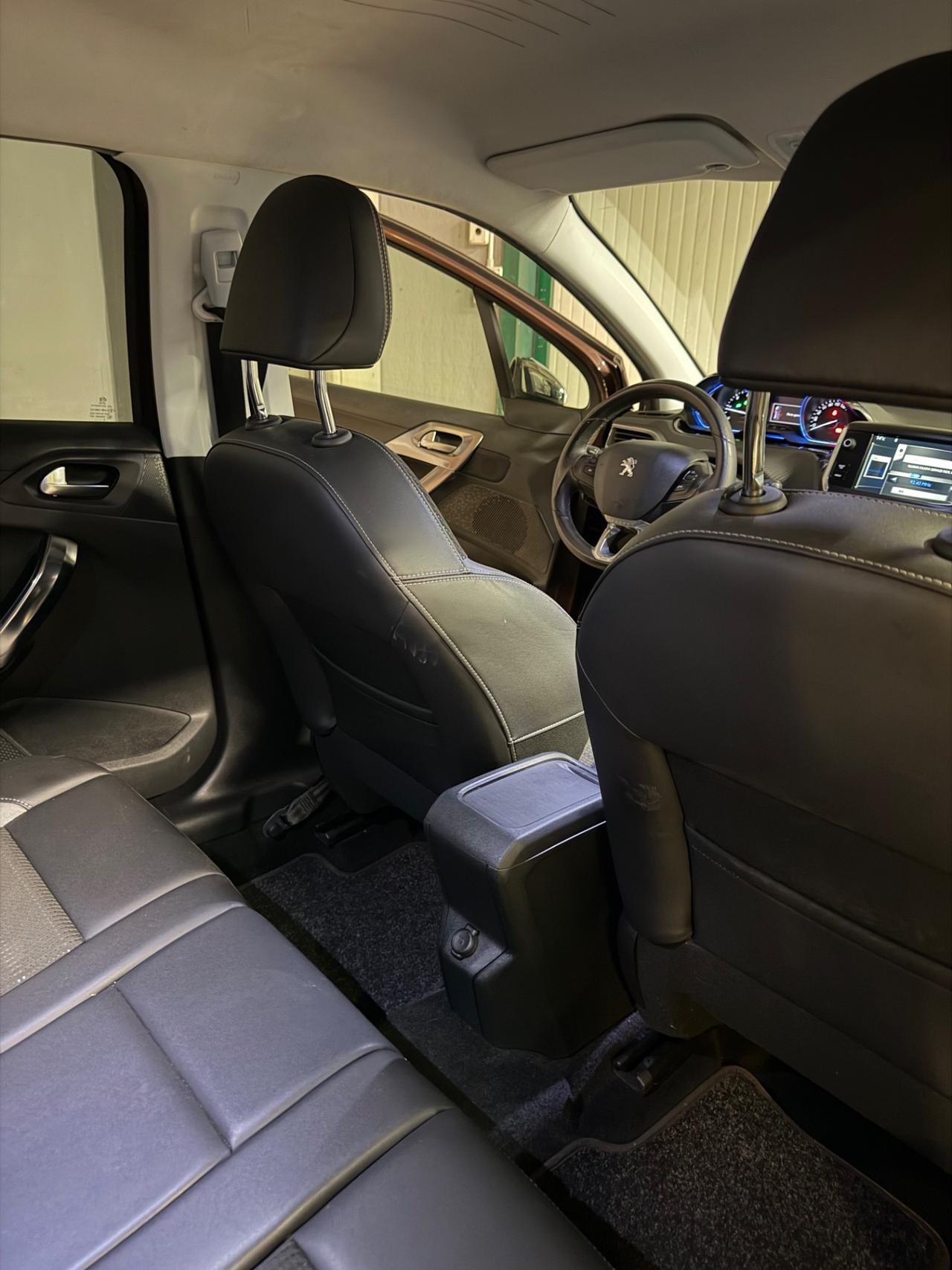 Peugeot 2008 1.6 e-HDi 115CV STOP&START ALLURE KMCERT UNICOPR