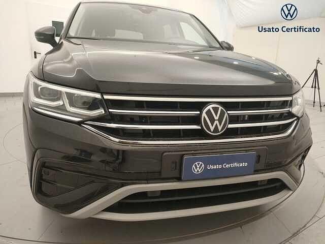 Volkswagen Tiguan Allspace 2.0 TDI SCR DSG 4MOTION Elegance