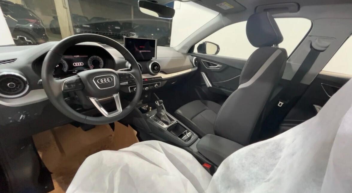 Audi Q2 35 TFSI S tronic line Edition KM 0