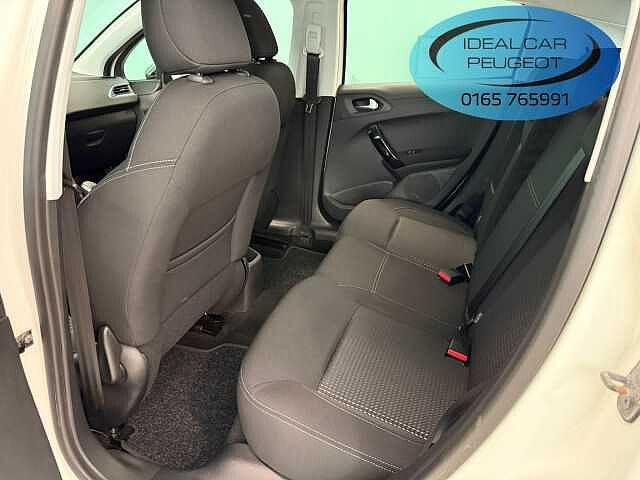 Peugeot 208 BlueHDi 75 5 porte Allure