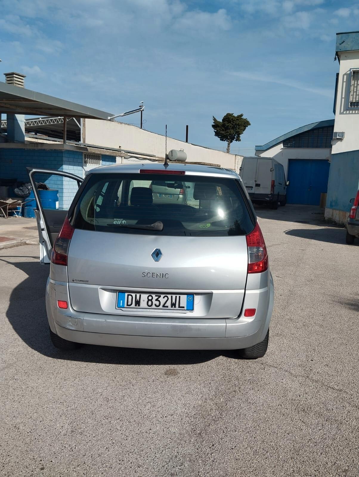 Renault Scenic Scénic 1.5 dCi 105CV SERIE SPECIALE PLAYSTATION PORTABLE