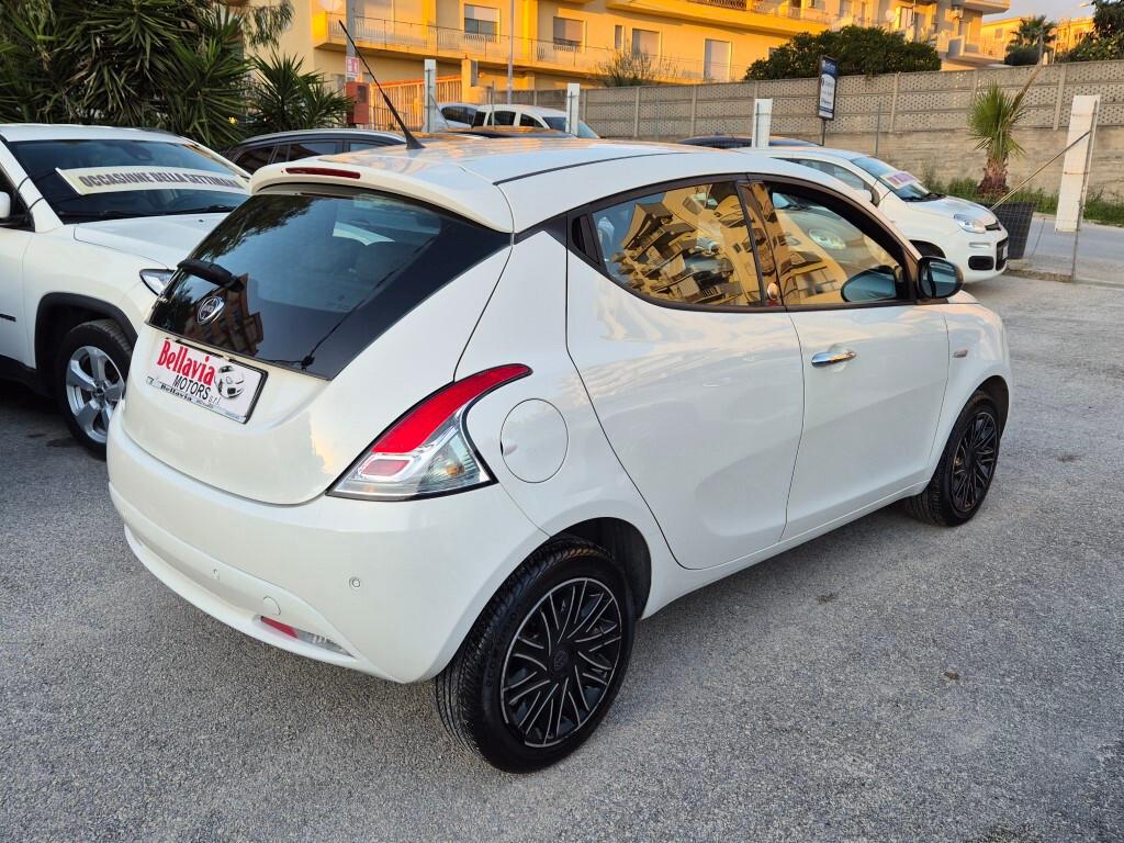 Lancia Ypsilon 1.2 69CV GPL Ecochic Gold