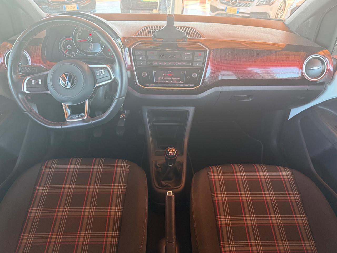 Volkswagen up! 1.0 GTI - PERFETTA