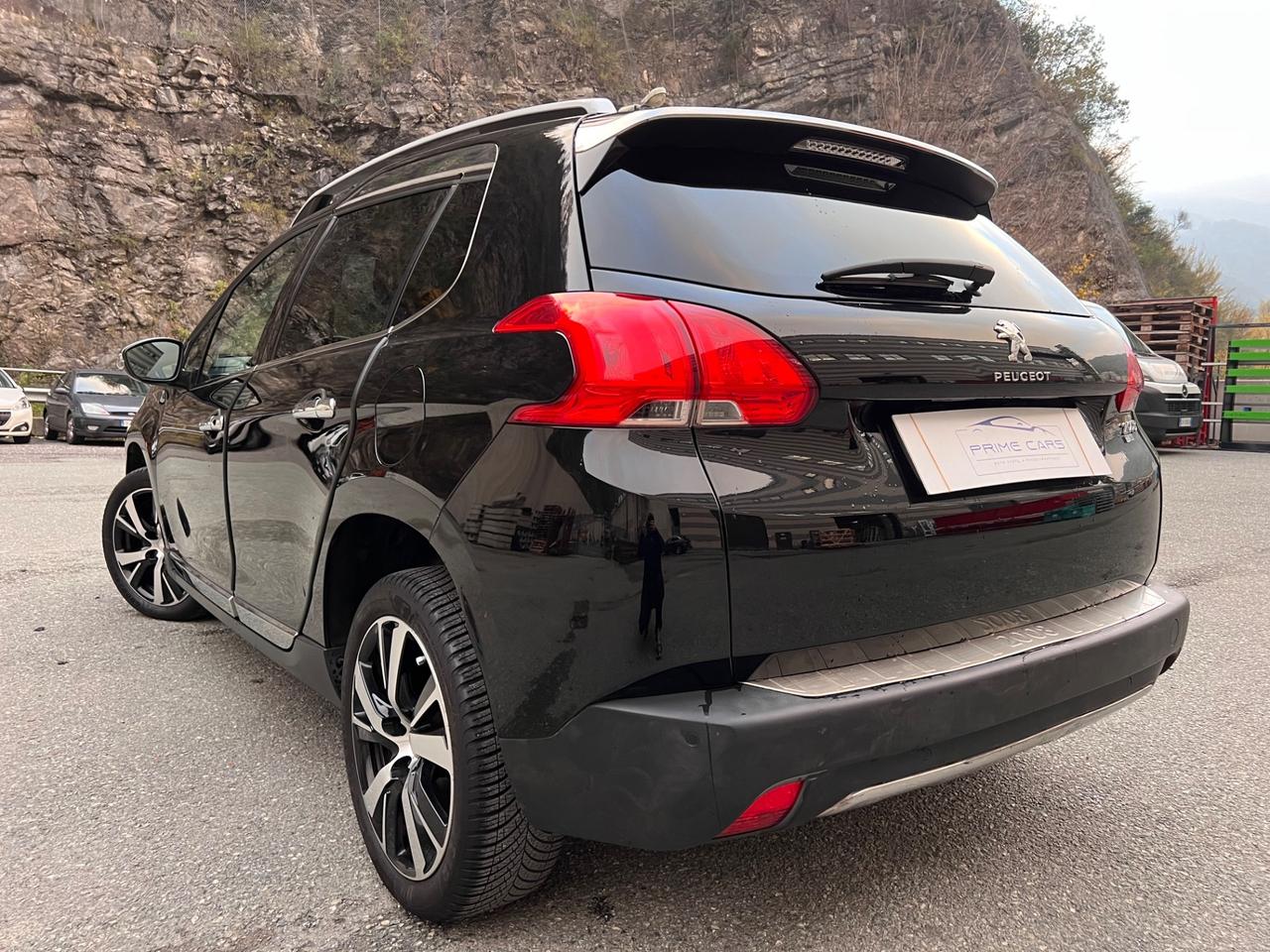 Peugeot 2008 1.6 e-HDi 92 CV Stop&Start Urban Cross