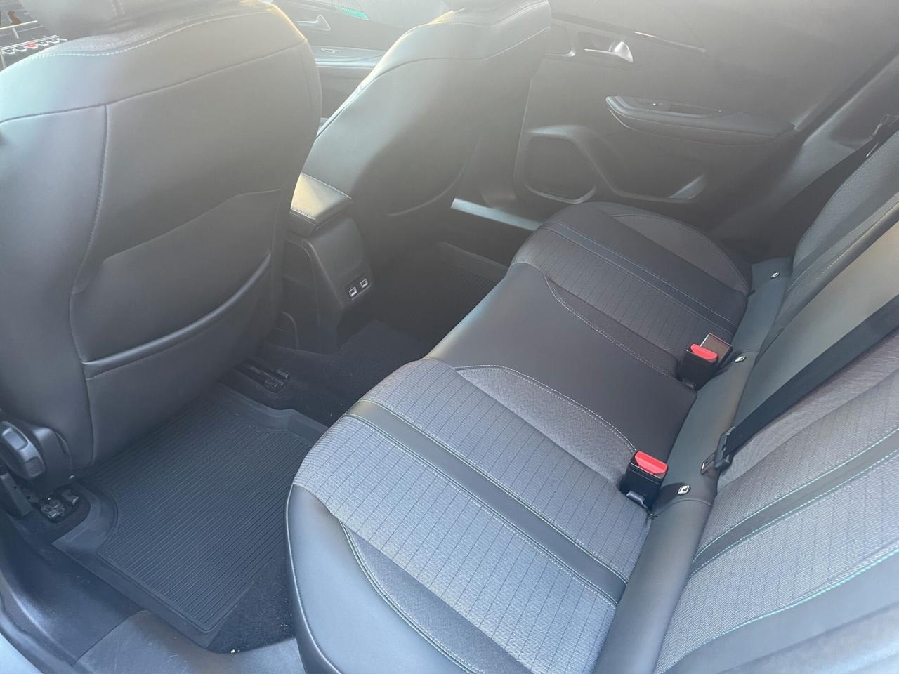 Peugeot 2008 UNICO PROPRIETARIO - SERVICE COMPLETO
