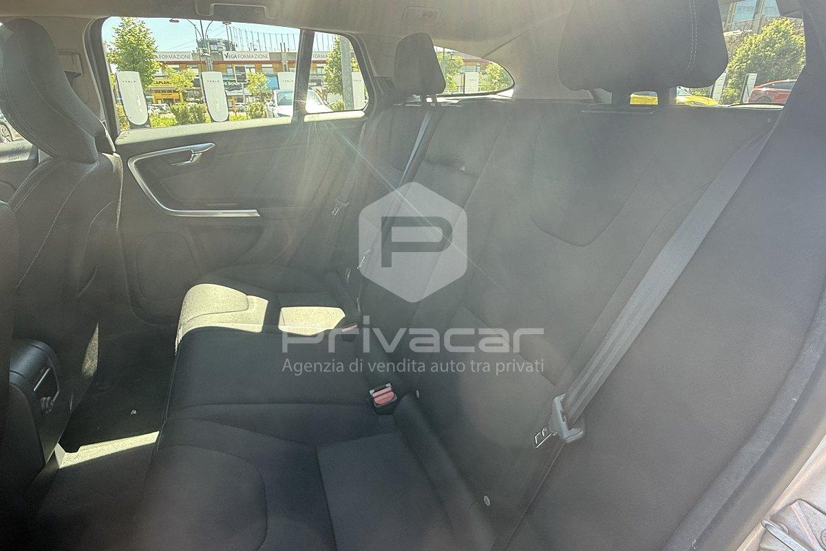 VOLVO V60 D2 Geartronic Business