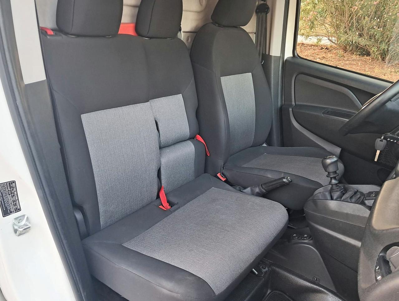 Fiat Doblò 1.6 MJT 105CV S&S PL-TN Cargo Maxi Lounge