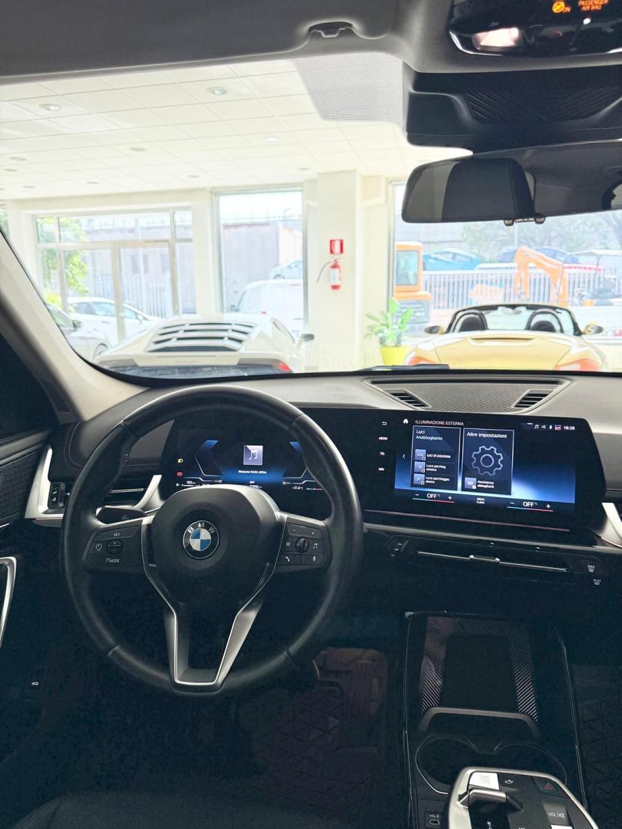 BMW - X1 - sDrive 18d xLine