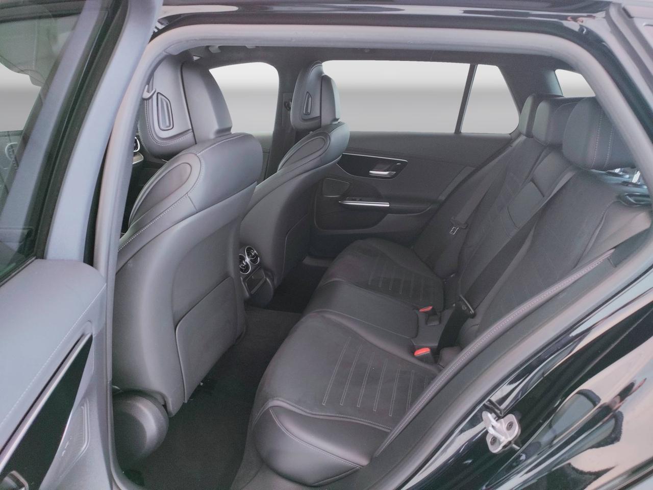 Mercedes-Benz Classe C-S206 SW 2021 - C SW 220 d mhev AMG Line Advanced 4matic 197cv auto