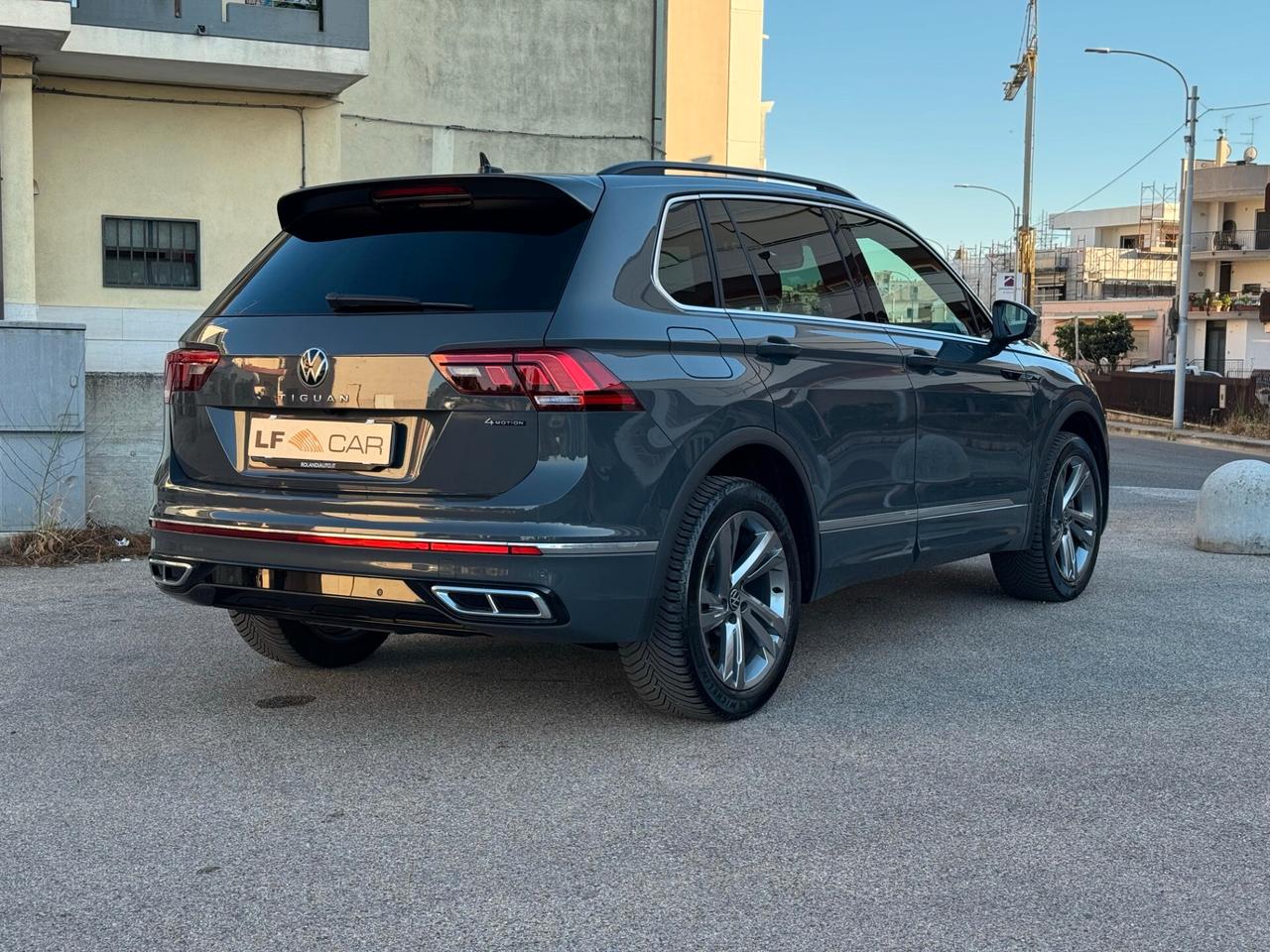 Volkswagen Tiguan 2.0 TDI 200 cv SCR DSG 4MOTION R-Line