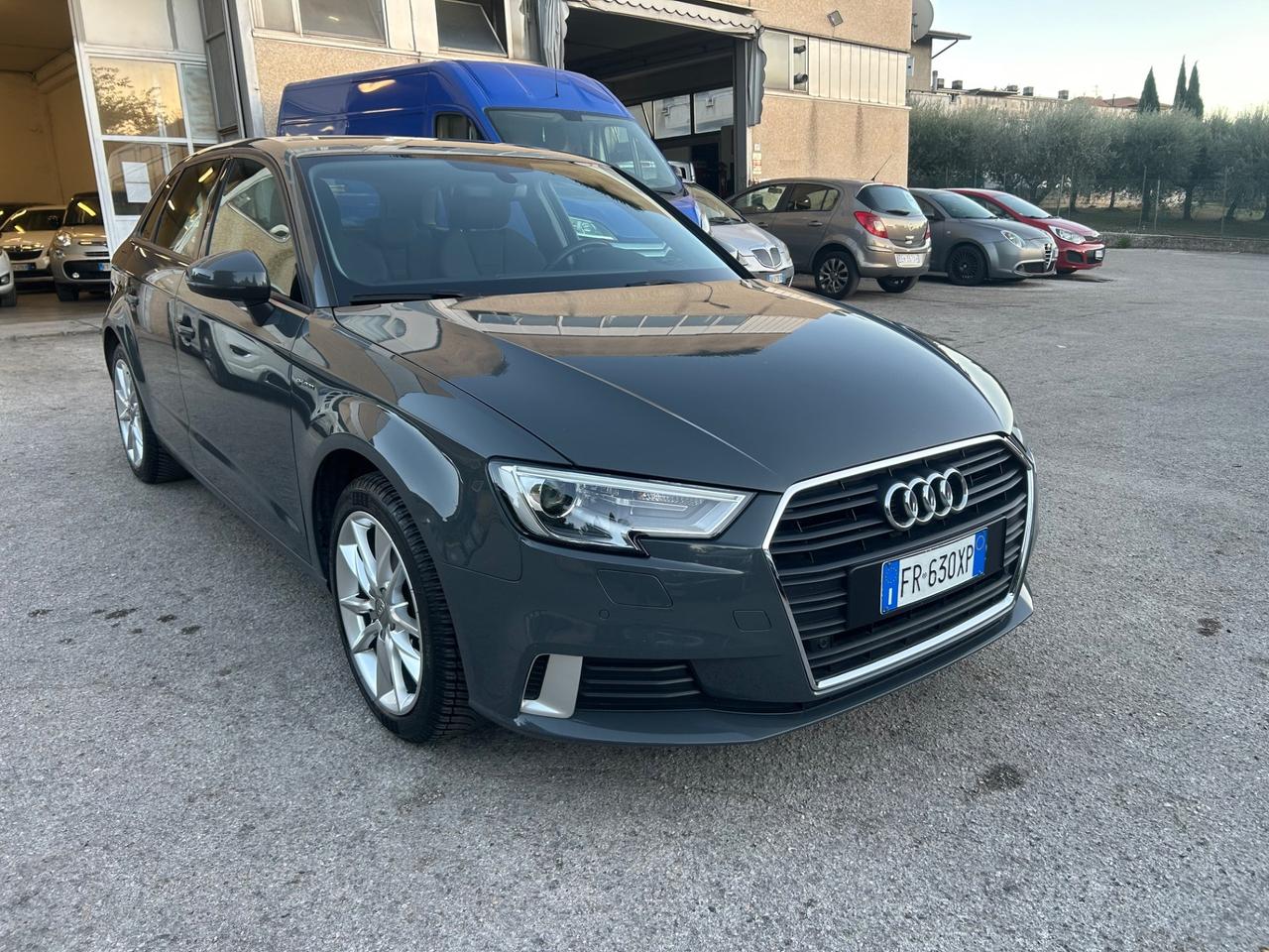 Audi A3 SPB 1.4 Metano S tronic g-tron Sport Automatico