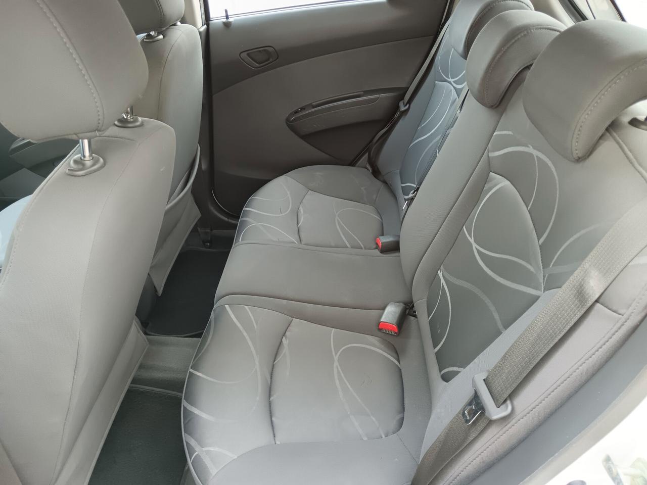 Chevrolet Spark 1.2 LT