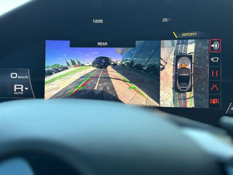 Ferrari Roma Spider 3.9 Spider DCT