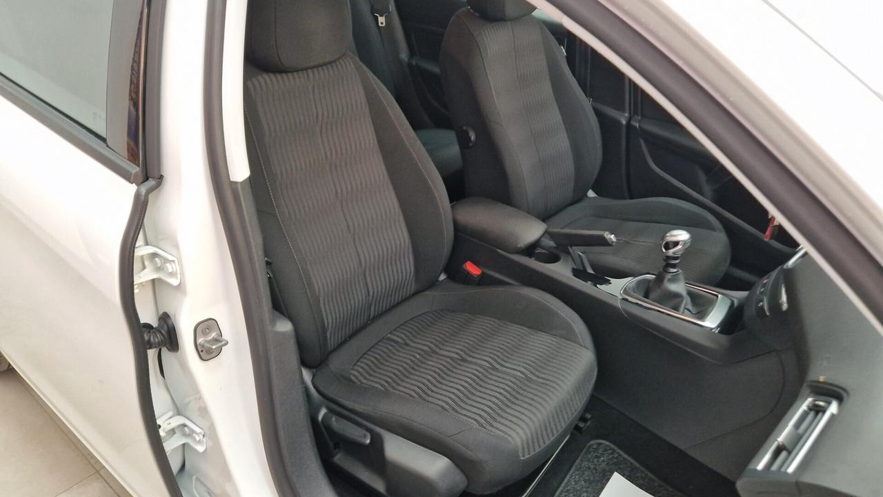 Peugeot 308 BlueHDi 120 S&S SW Business