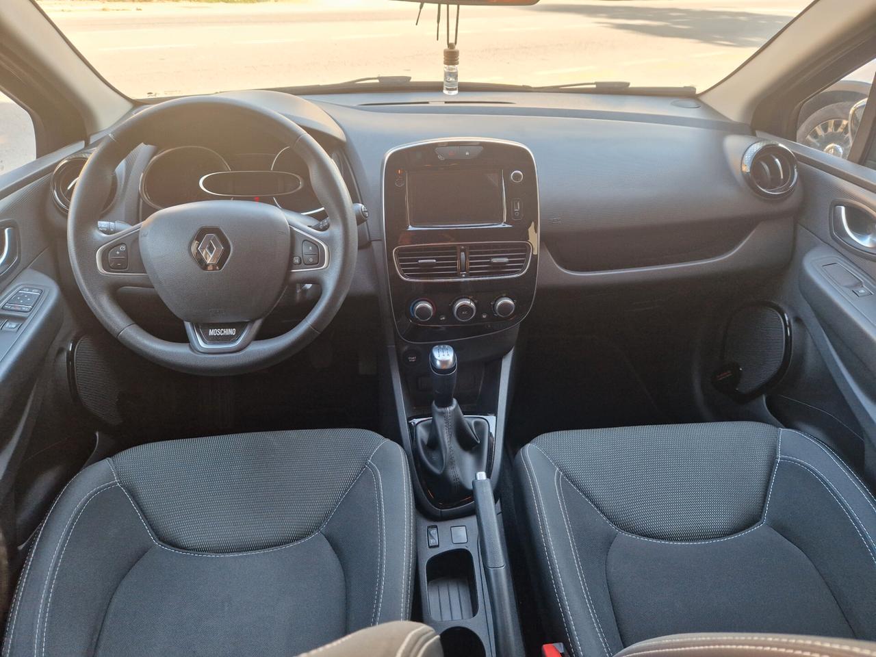 Renault Clio 0.9TCe 75cv 5 porte Moschino Zen