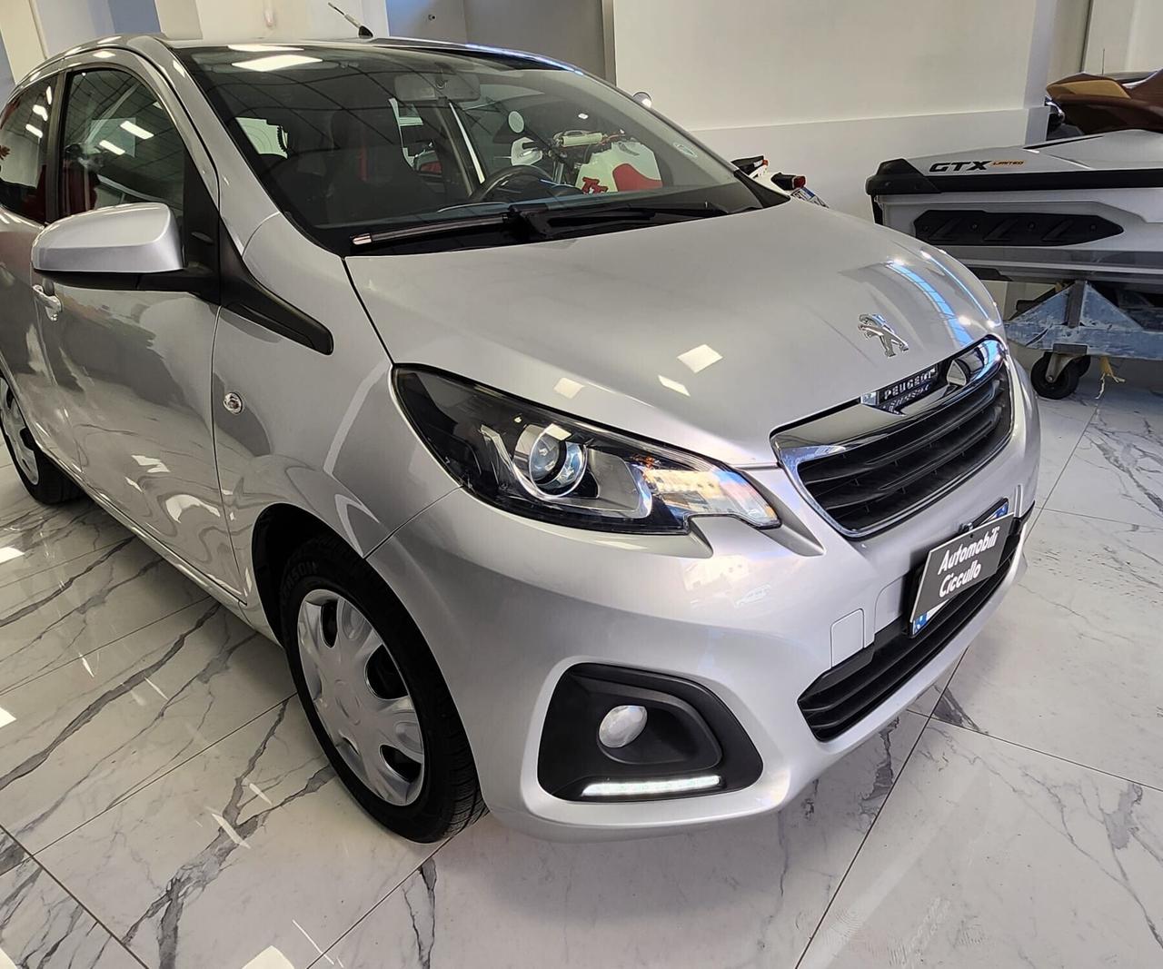 PEUGEOT 108 1.0 BENZ.