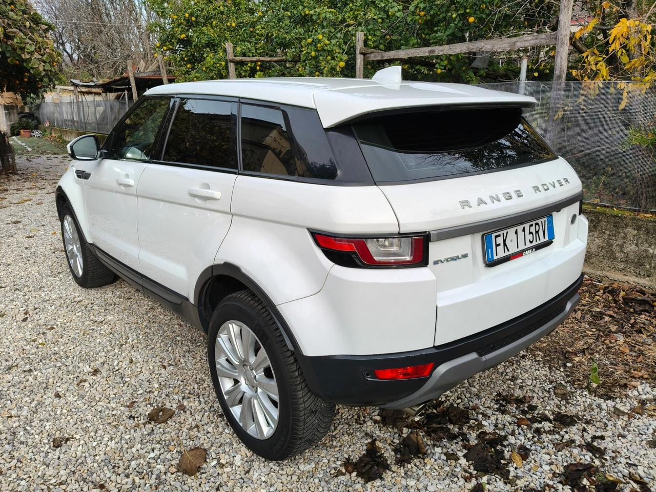 LAND ROVER EVOQUE FINE 2017 MANUALE