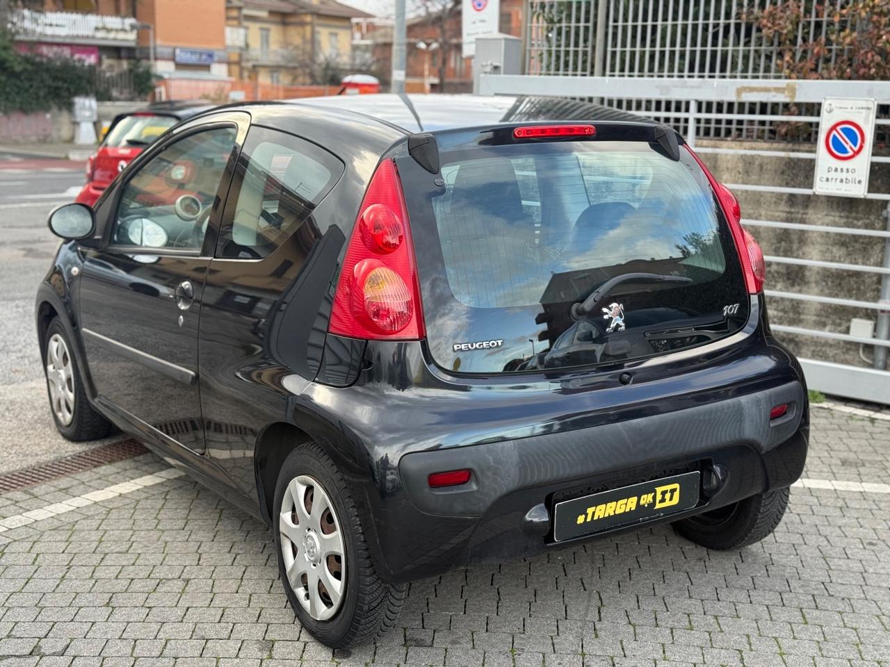 Peugeot 107 1.0 68CV Plaisir GARANTITA