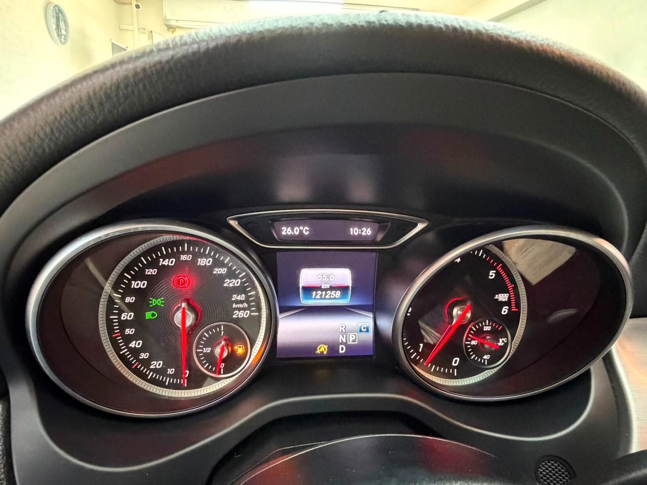 Mercedes-benz GLA 200 d Premium