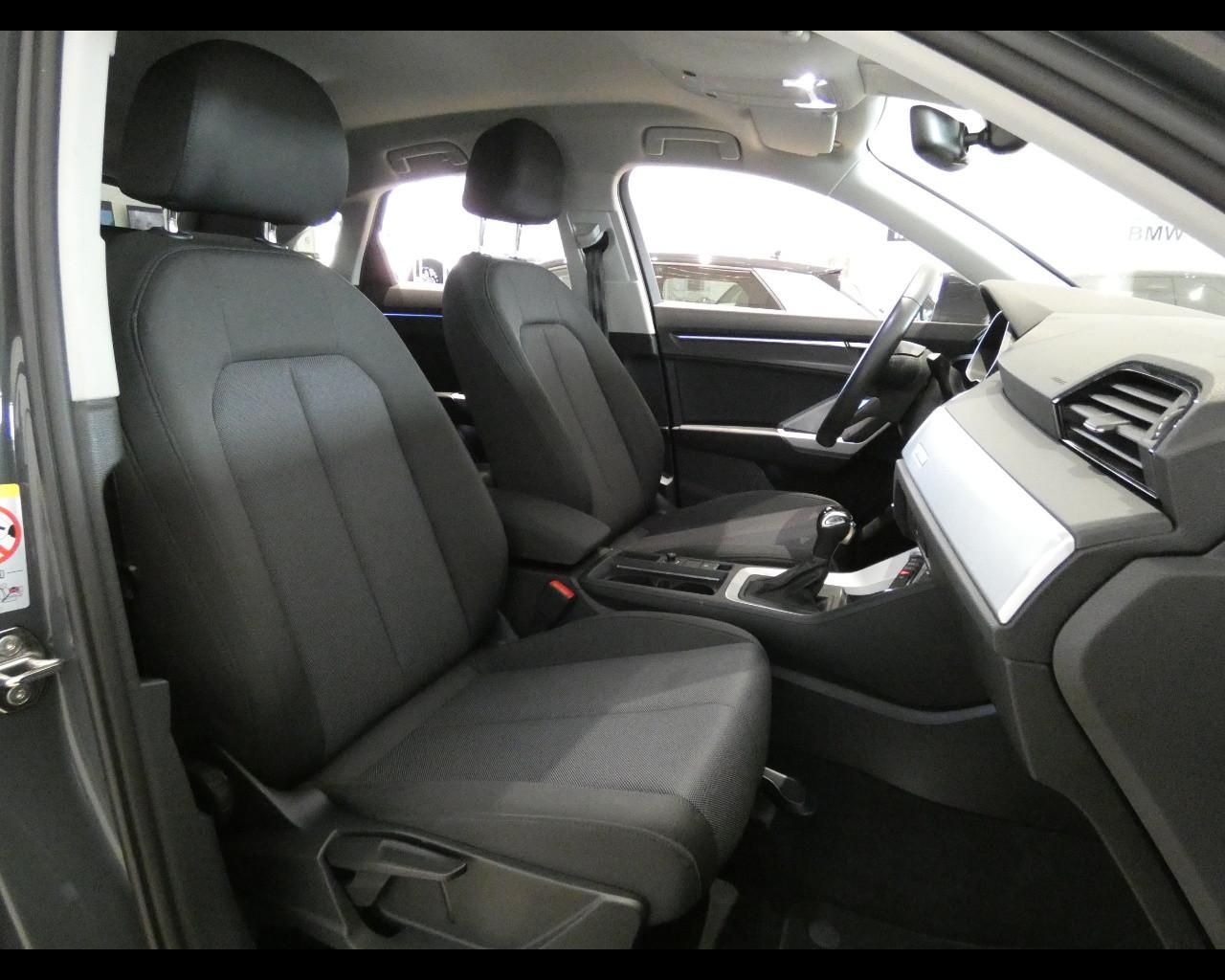 AUDI Q3 2ª serie - Q3 SPB 35 TDI S tronic Business Plus