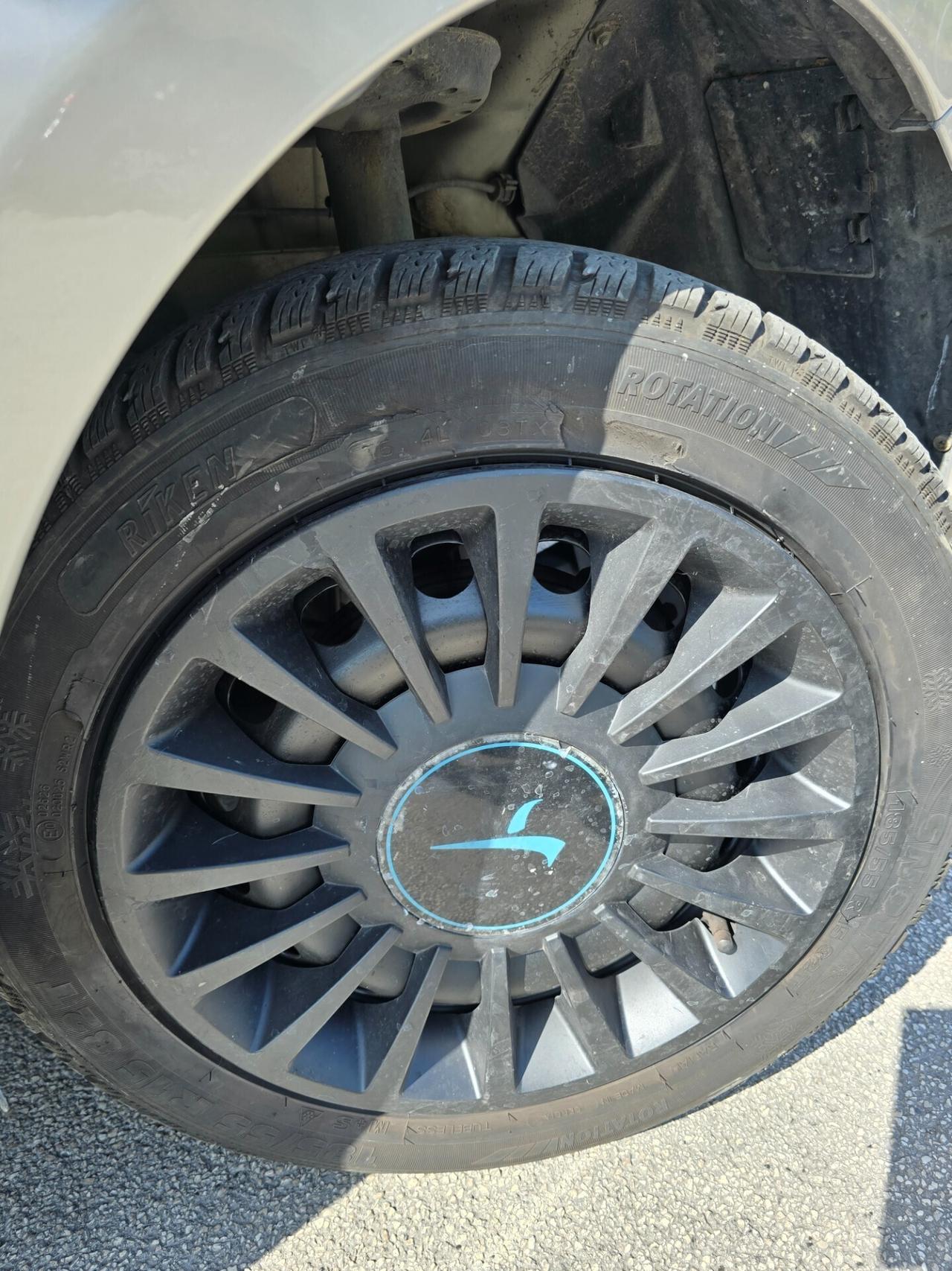 Lancia Ypsilon 0.9 TwinAir 85 CV 5 porte Metano Ec