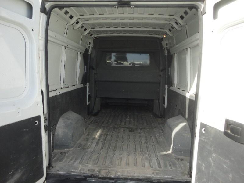 PEUGEOT Boxer (3ª serie) Boxer 335 2.0 BlueHDi...