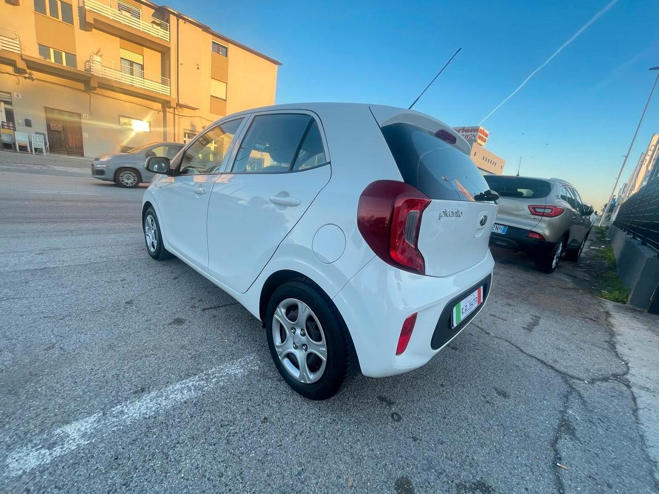 Kia Picanto 1.0 12V EcoGPL 5 porte Active