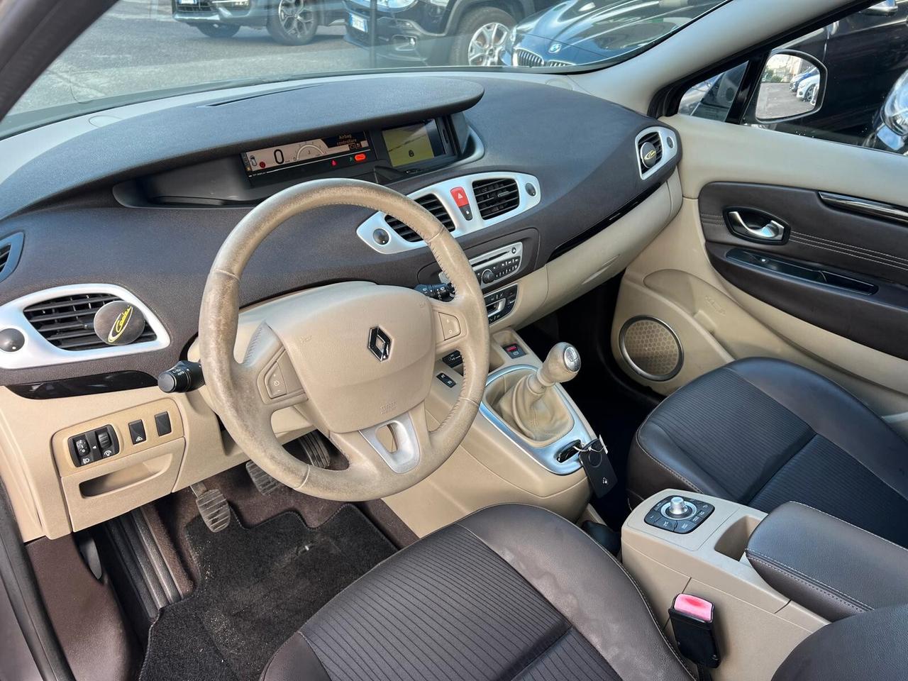 Renault Scenic Scénic X-Mod 1.5 dCi 110CV Luxe