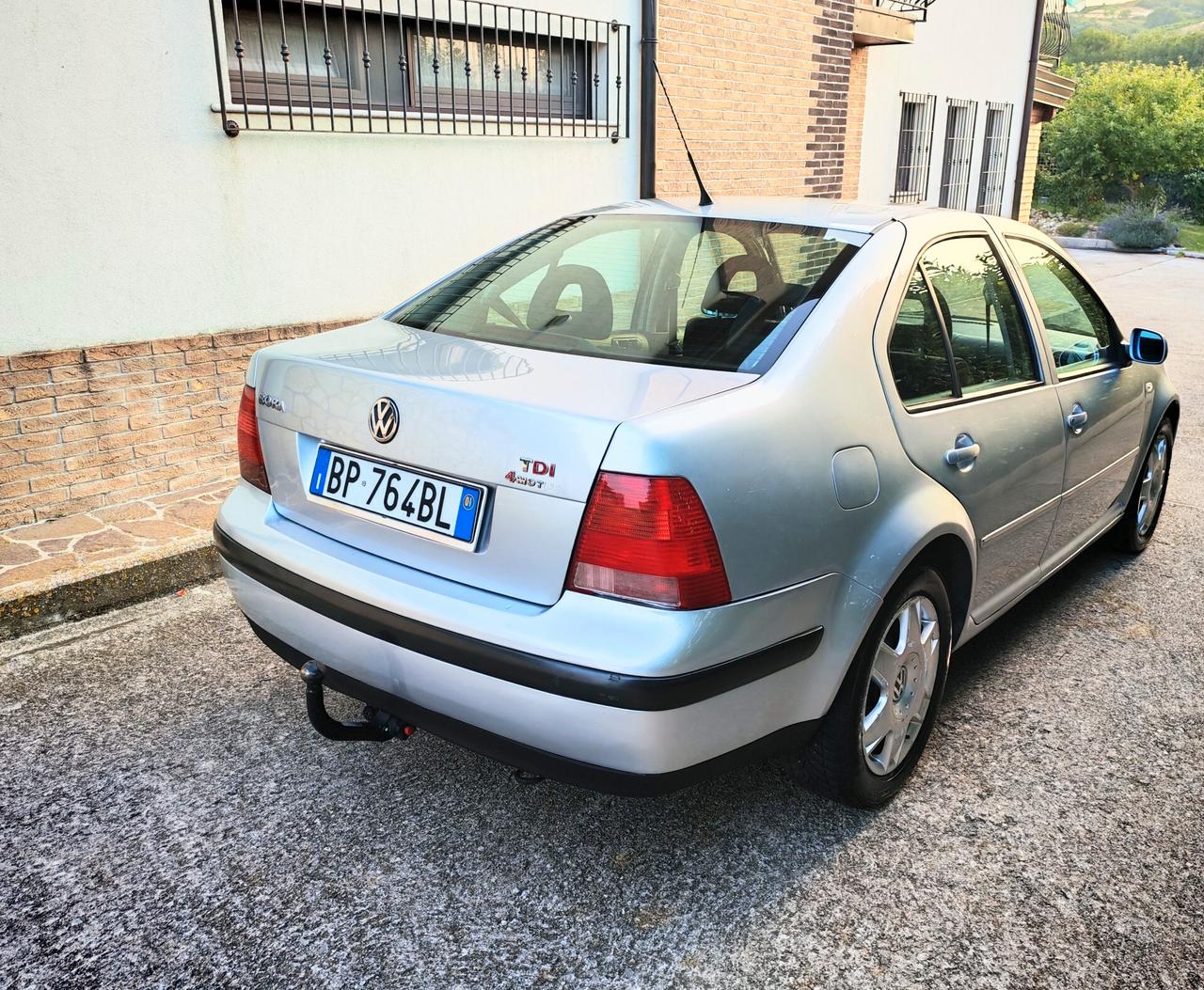 Volkswagen Bora 1.9 TDI/115 CV cat 4motion Highline