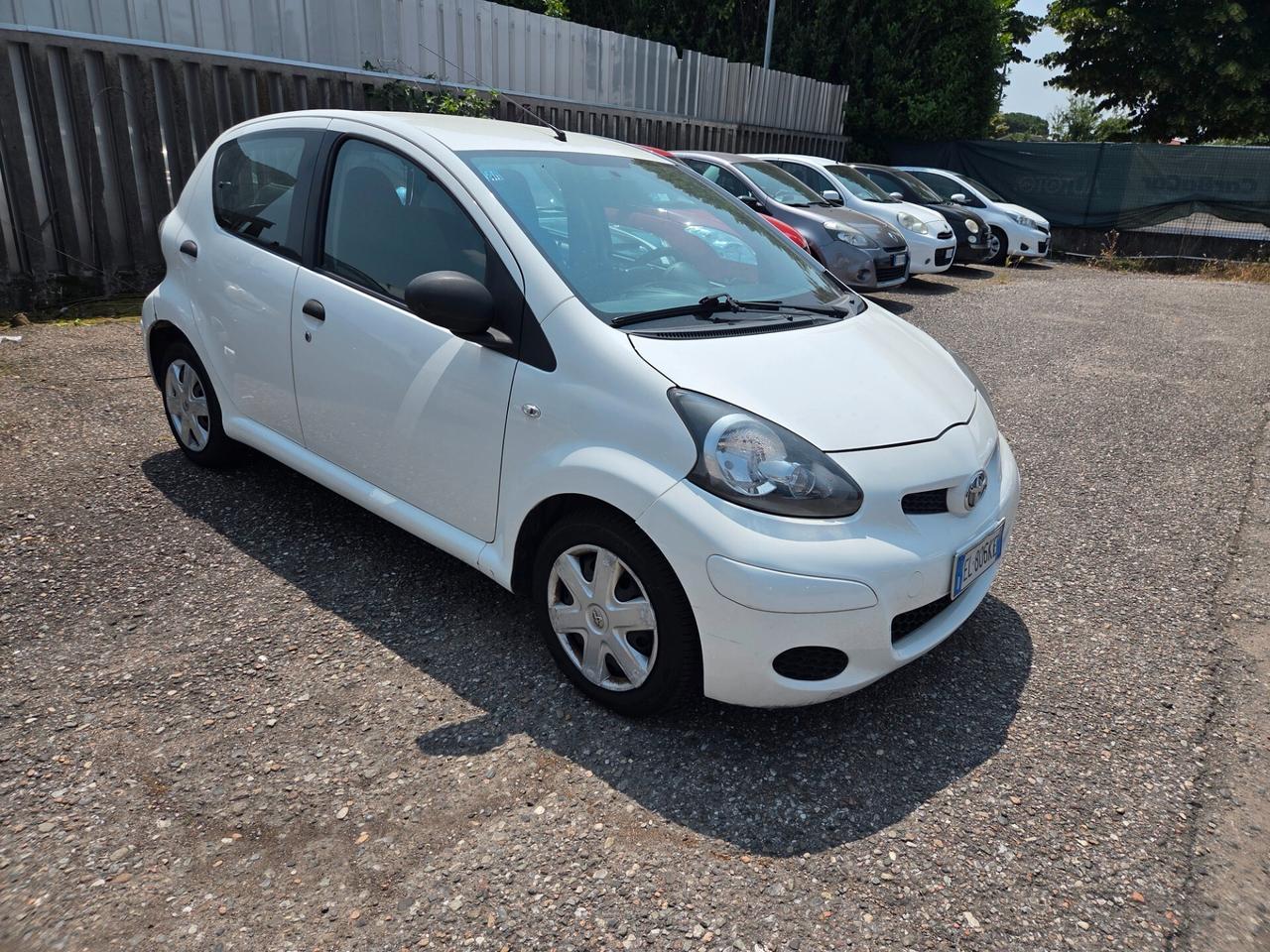 Toyota Aygo 1.0 12V VVT-i 5 porte Lounge
