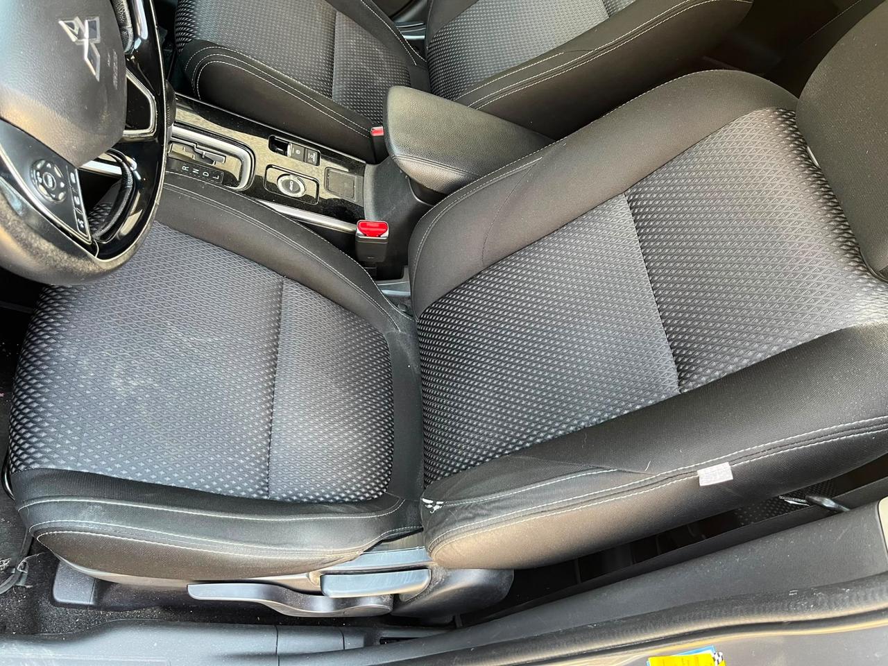 Mitsubishi Outlander 2.2 DI-D 4WD Instyle Plus SDA 7 posti