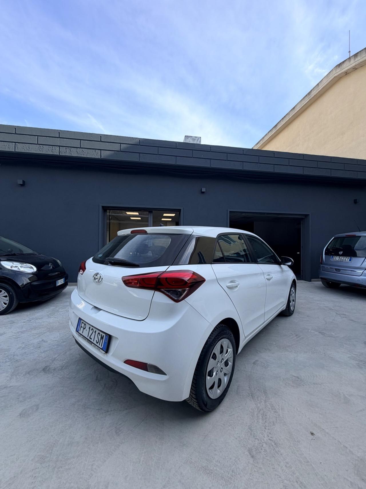 Hyundai i20 1.1 CRDi 12V 5 porte Comfort