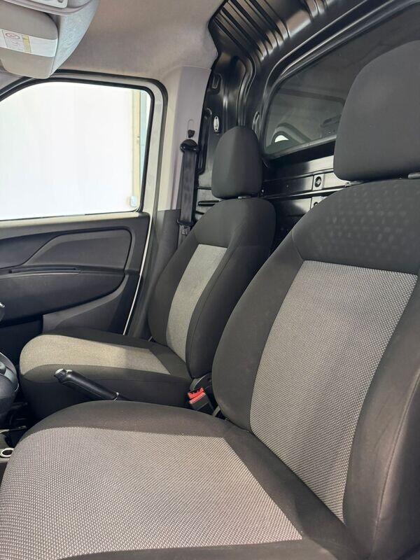 FIAT DOBLO' 1.6mjt 105cv ATTREZZATO