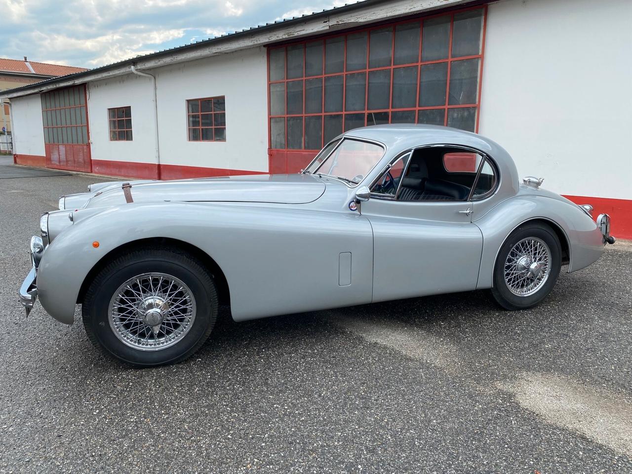 JAGUAR XK120 1953