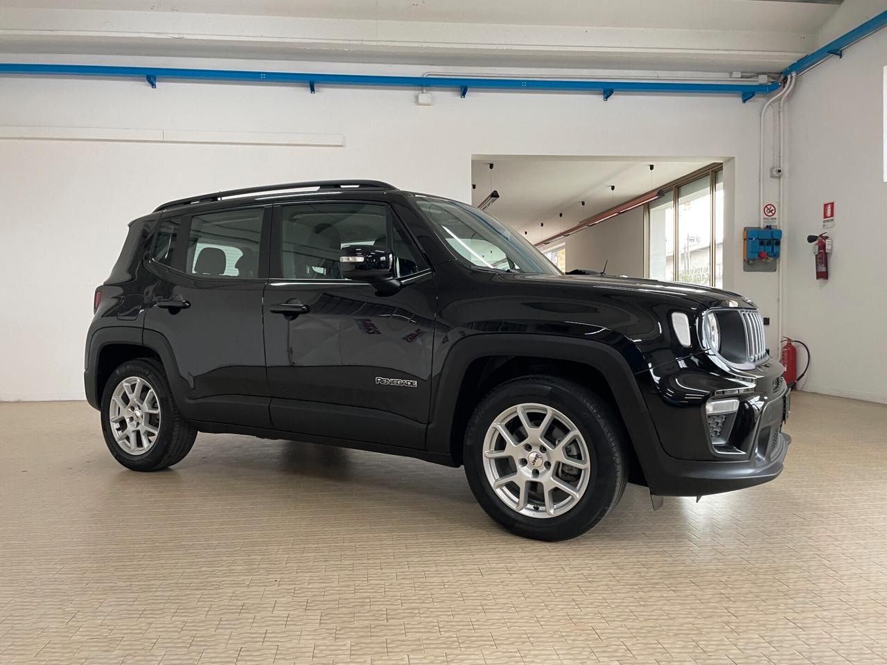 Jeep Renegade 1.5 Turbo T4 MHEV Limited Hybrid