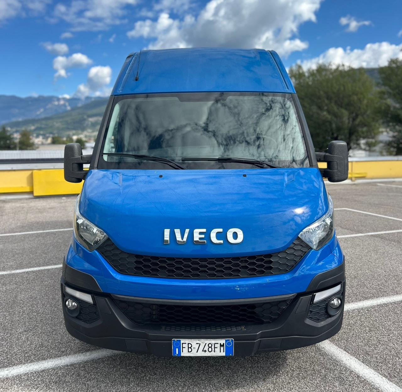 Iveco Daily 35-130 2.3 Diesel Furgone 140.000km