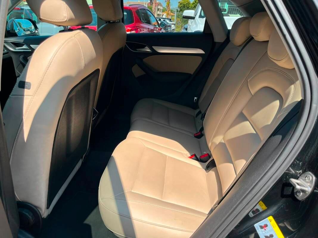 Audi Q3 2.0 tdi Business 140cv