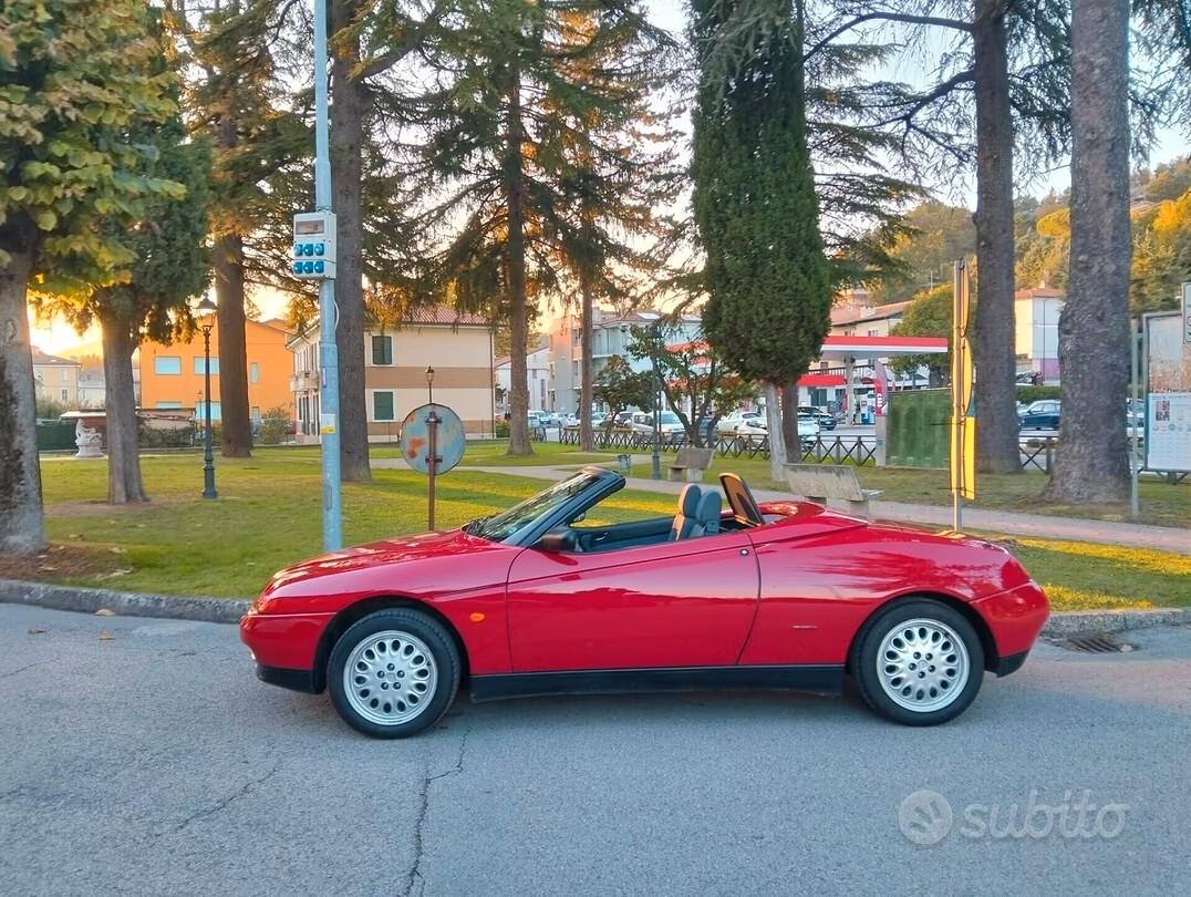 Alfa Romeo Spider Twin Spark