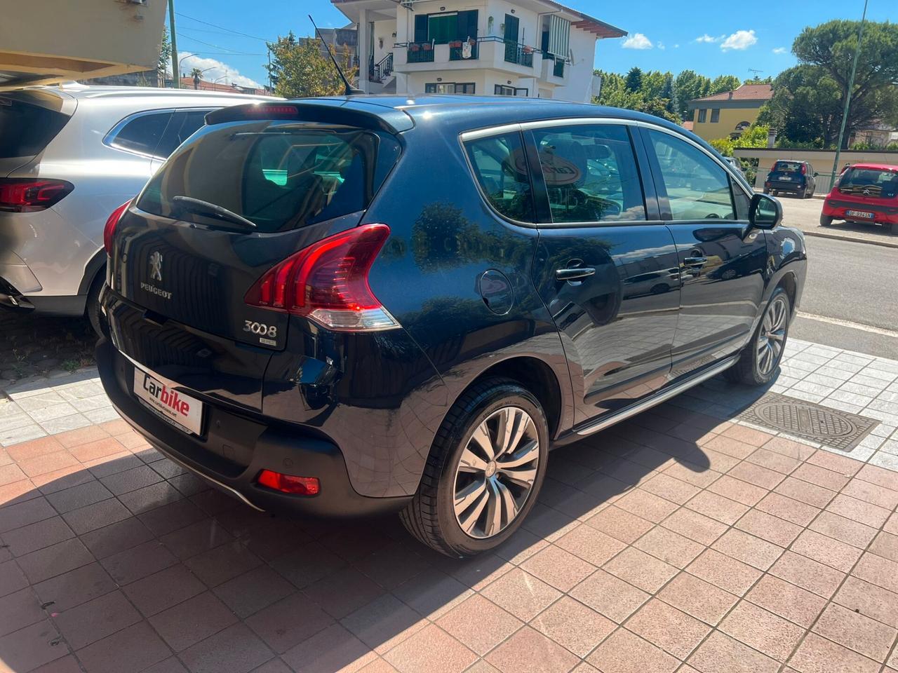 Peugeot 3008 2.0 HDi 150CV Business