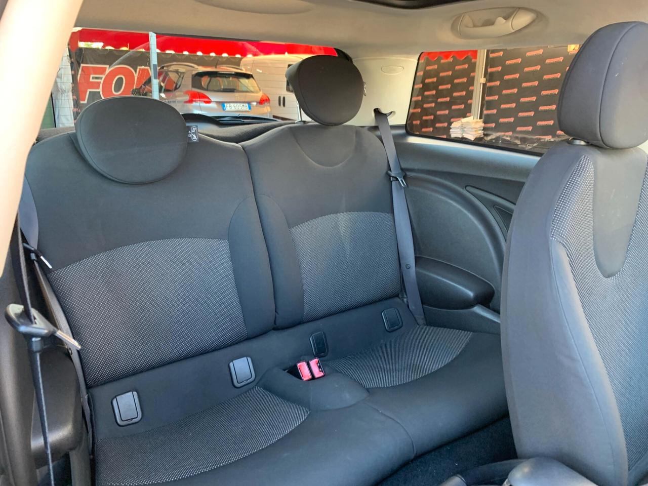 Mini 1.6 16V One D