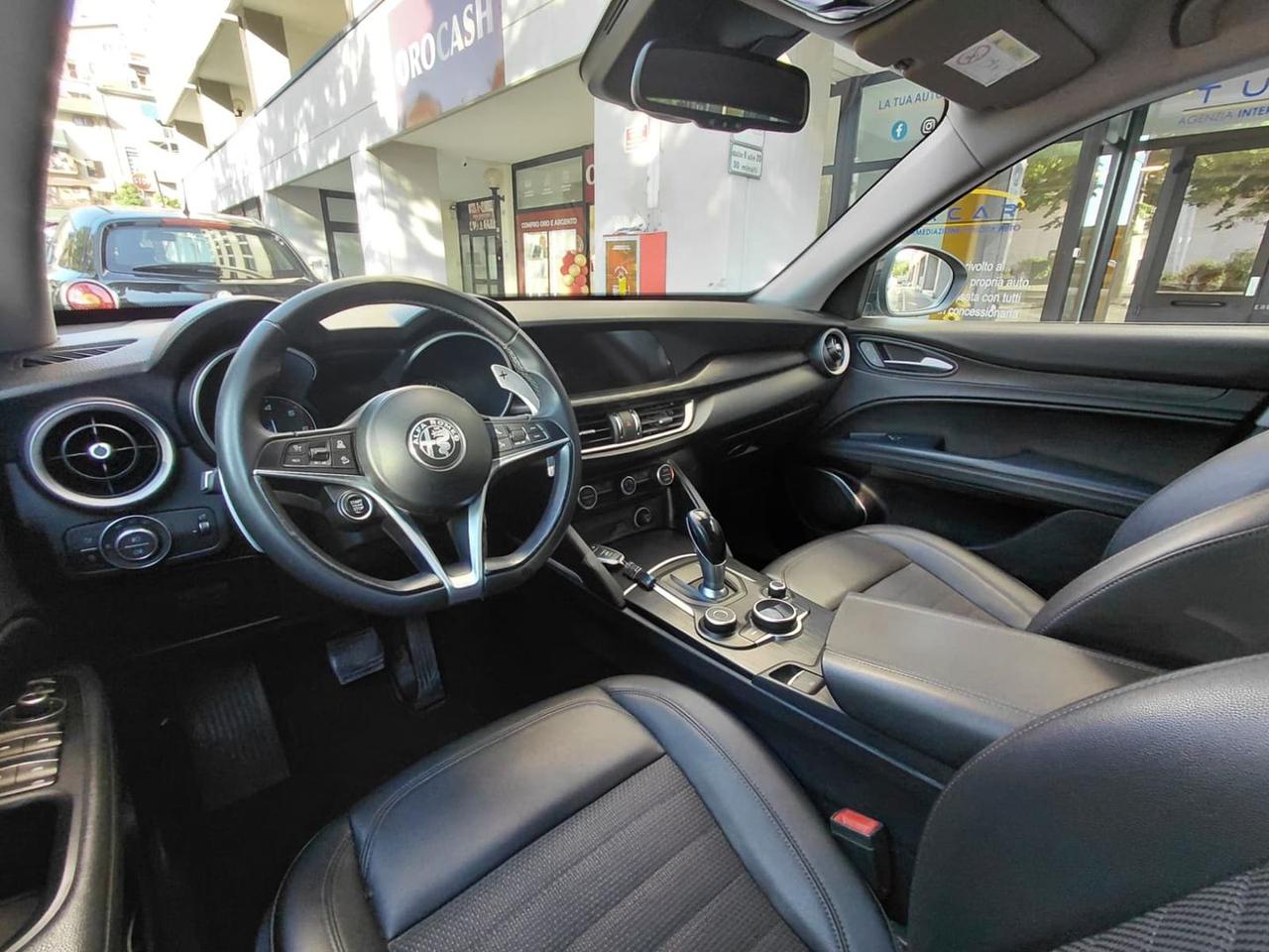 Alfa Romeo Stelvio Executive 2.2 #11109