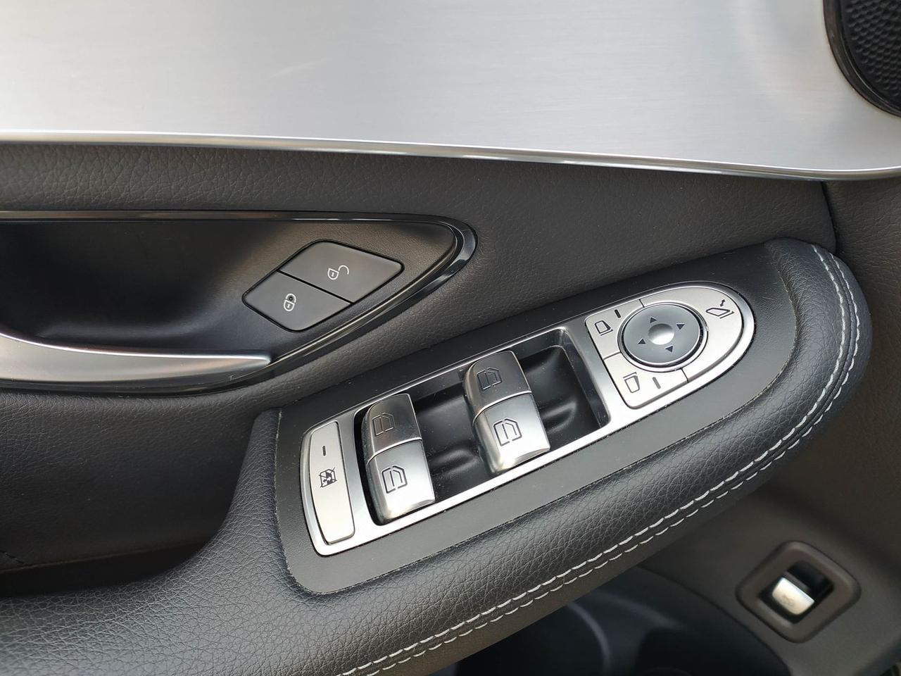 Mercedes-Benz GLC 220 Premium Plus GLC 220 D