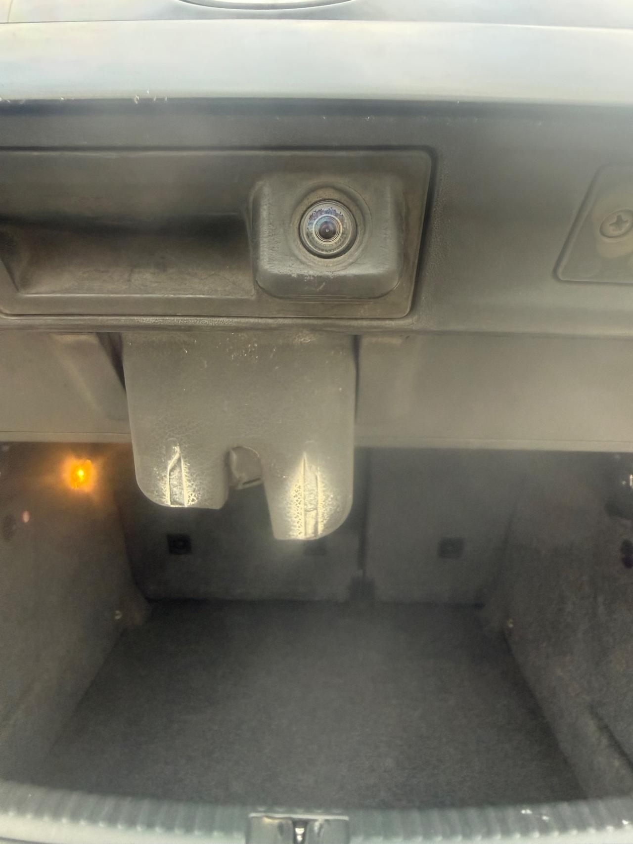 Volkswagen Tiguan 2.0 TDI 170 CV DPF Sport & Style (18°)