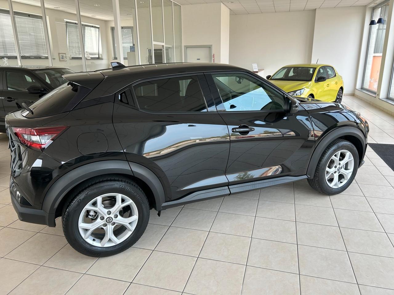 Nissan Juke 1.0 DIG-T 114 CV DCT N-Connecta