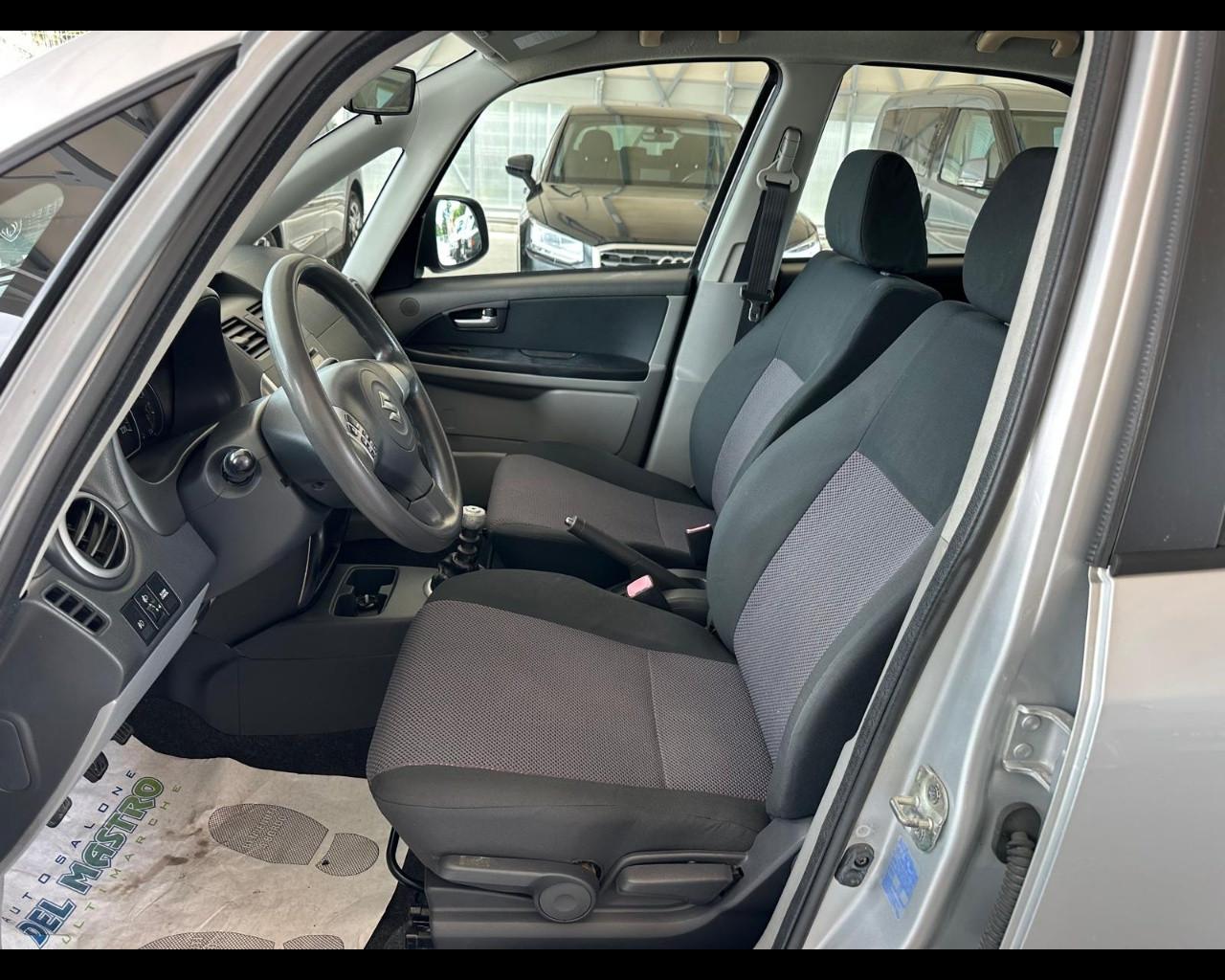 SUZUKI SX4 - 1.6 16V 4WD Outdoor Line